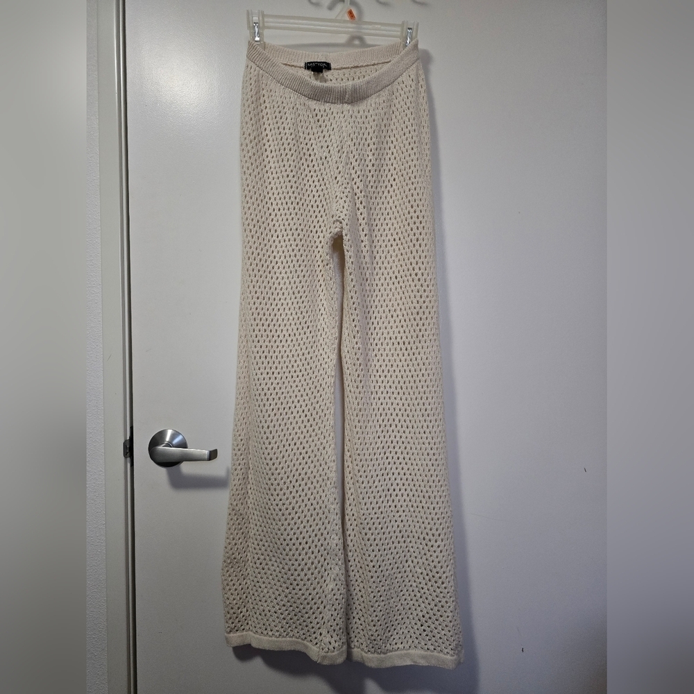 Nasty Gal White Wide Leg Crochet Pants - Picture 2 of 7